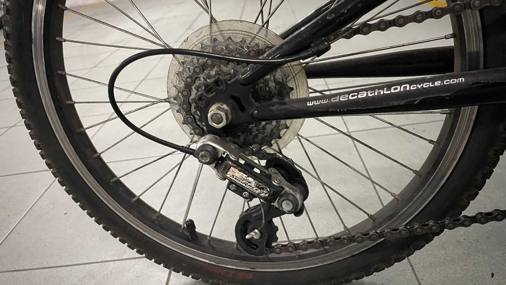 Bicicleta criança roda 20 - forquilha dupla suspensão e 5 velocidades