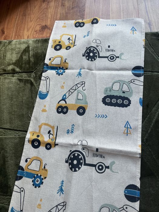 Bieznik na stol pojazdy roczek koparki