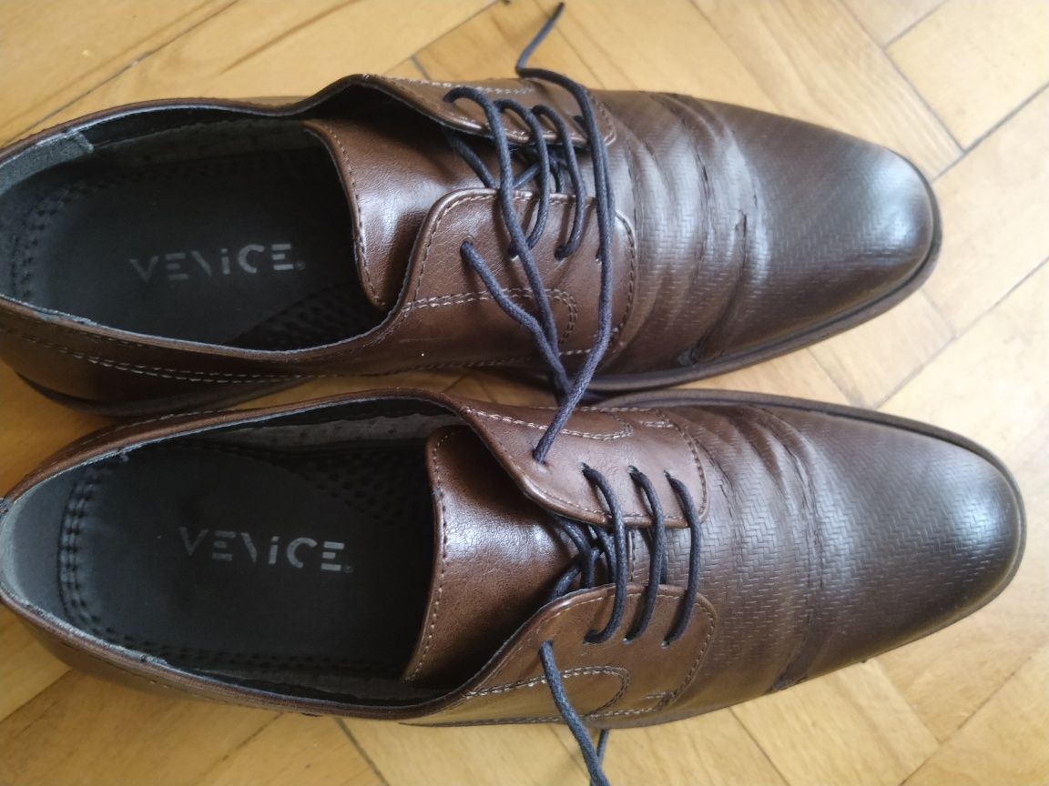 Buty męskie 40 w kolorze brązowym Venice