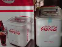 Kostkarka do lodu Coca Cola BIAŁA