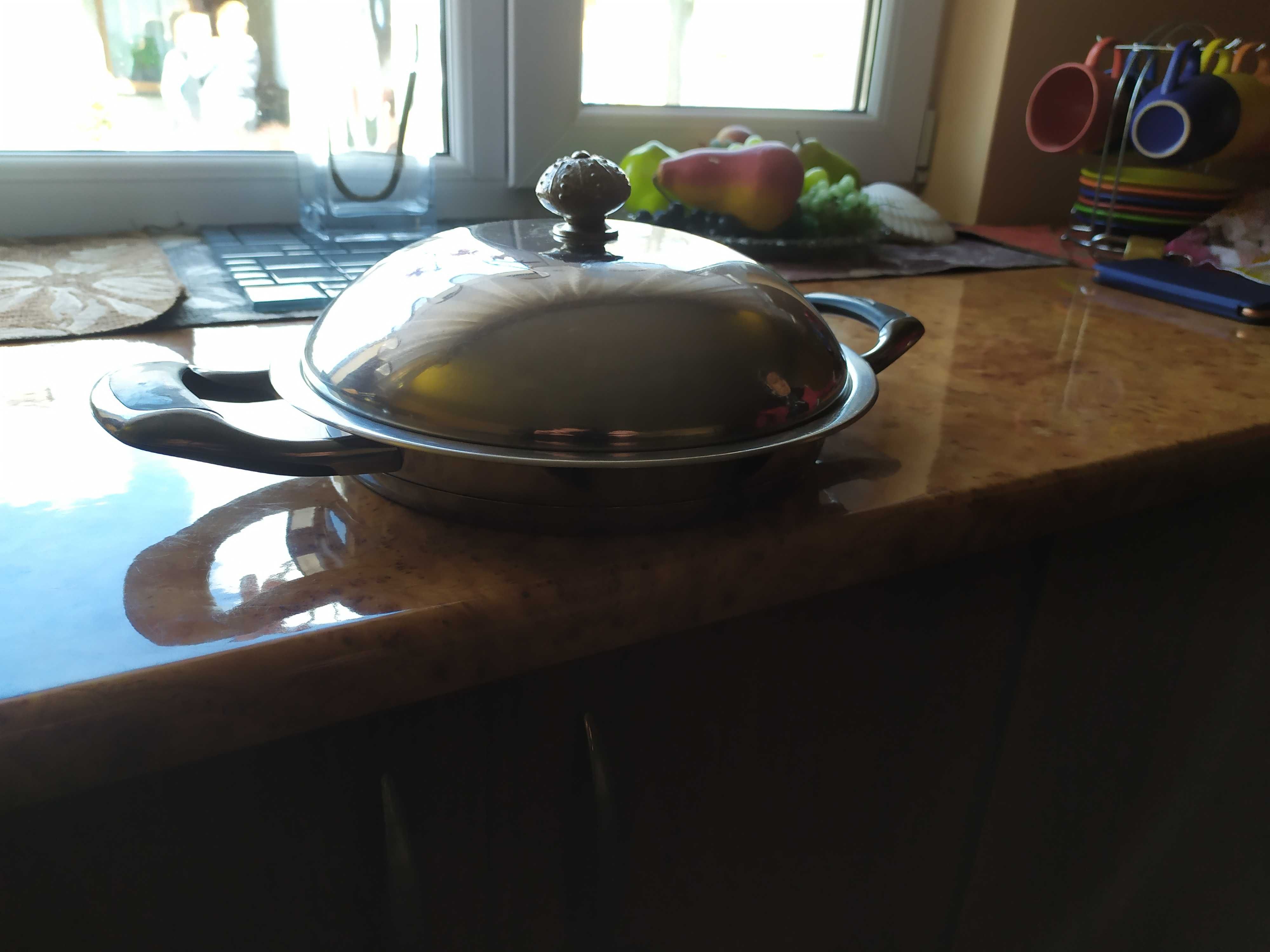 Сковорода 1400 грн