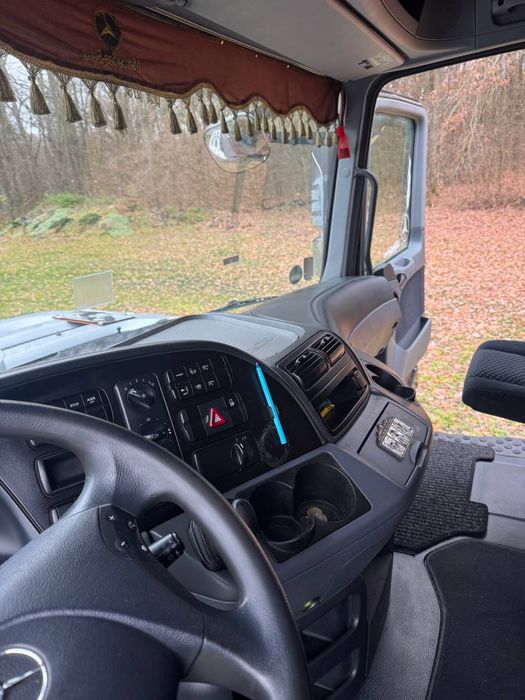 Продам Mercedes Actros 1848