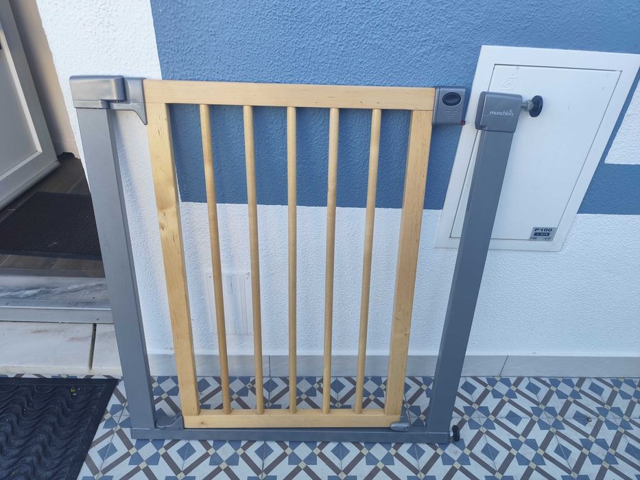 Cancela para bebê/escadas