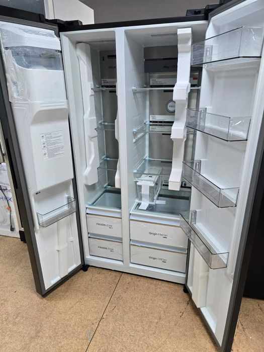 NOWA Toshiba KOSTKARKA lodówka GR-RS755WI Side by  gwar 2 lata M2