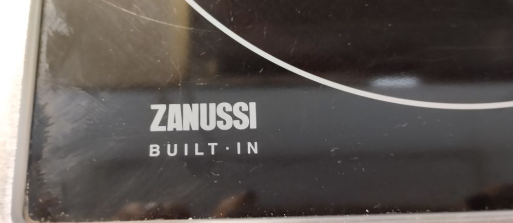 Placa vitro cerâmica Zanussi