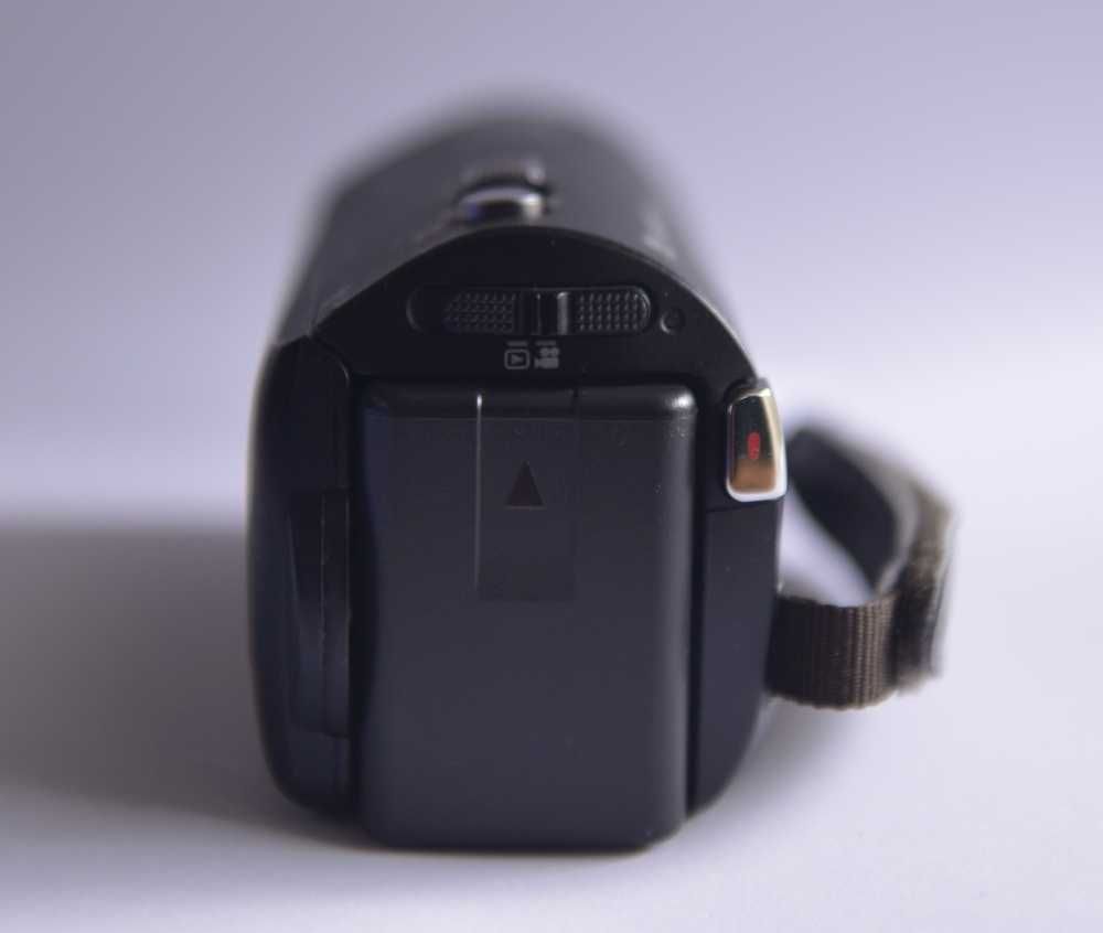 Kamera HD Panasonic HC-V210 FULL HD
