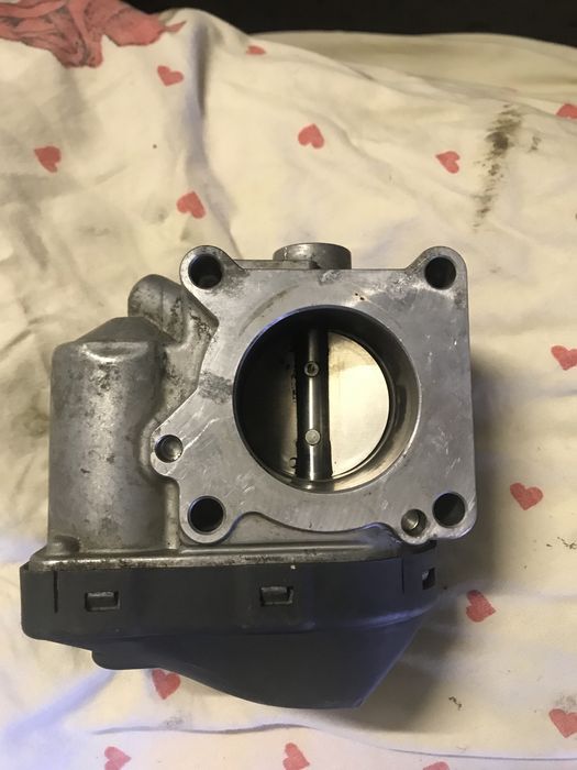 Дросельна заслонка seat cordoba 1.4