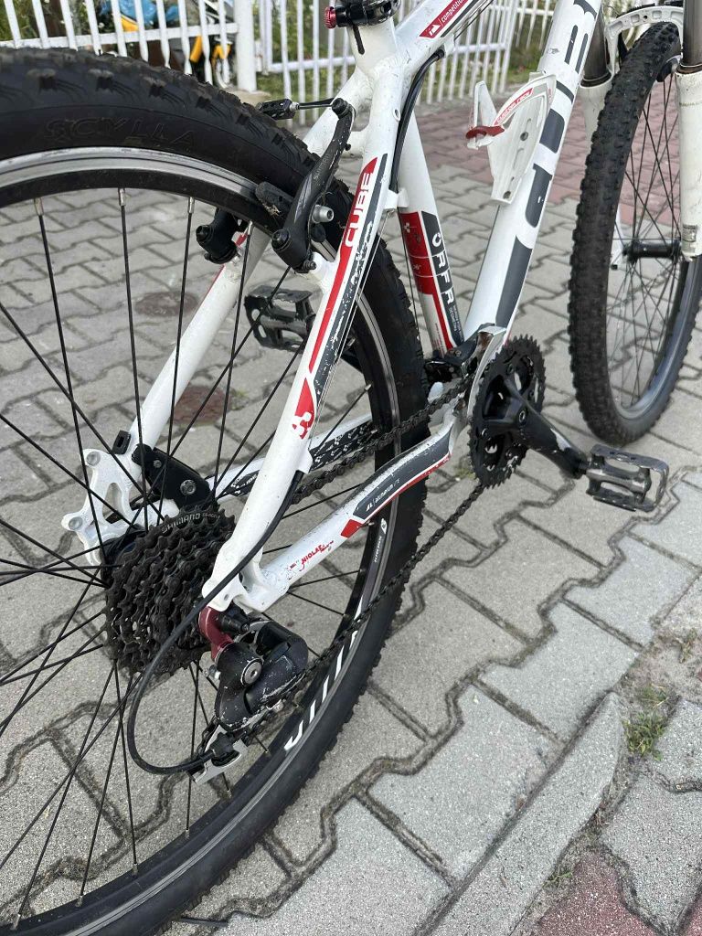 Cube CMPT. Koła 26 cale