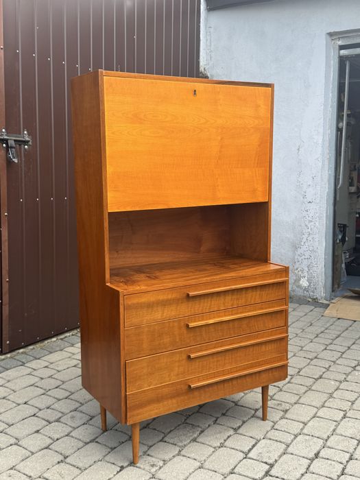 Biblioteczka. Sekretarzyk Czechoslowacja. Prl