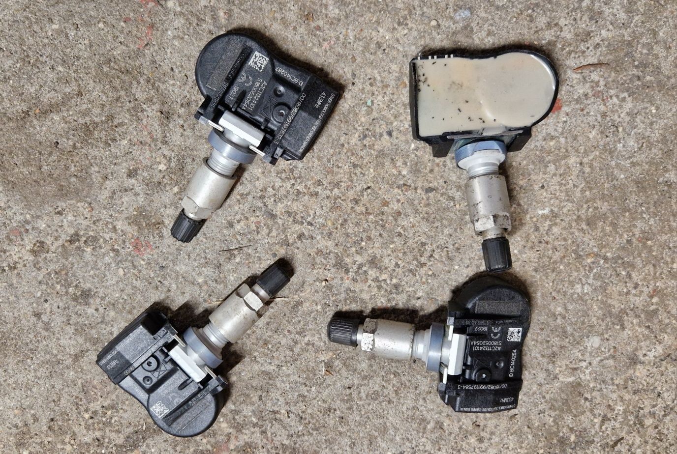 Czujniki ciśnienia TPMS  Mazda oryginalne