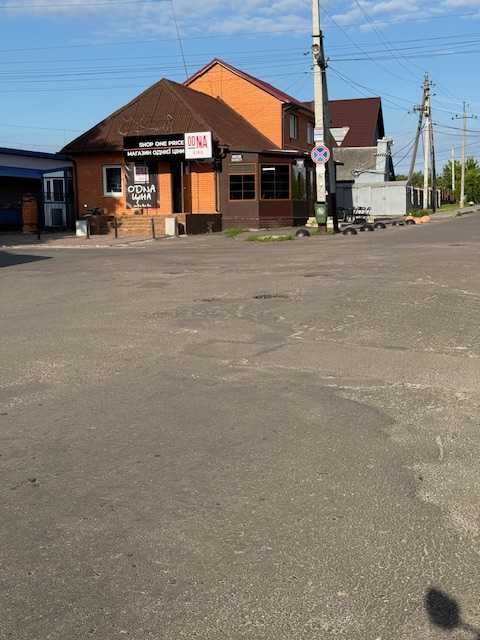 Продам ринок та магазини з орендарями