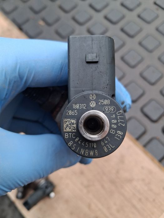 Wtryski audi 2.0 tdi CGLC