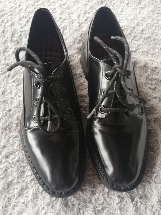 Sapatos berska, pretos verniz, tam. 39 - Nunca usados