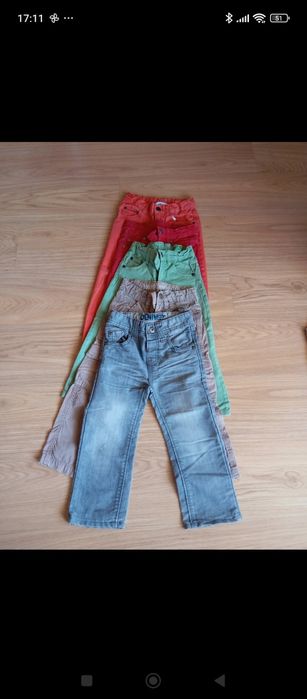 Conjunto de calças tamanho 3/4 anos