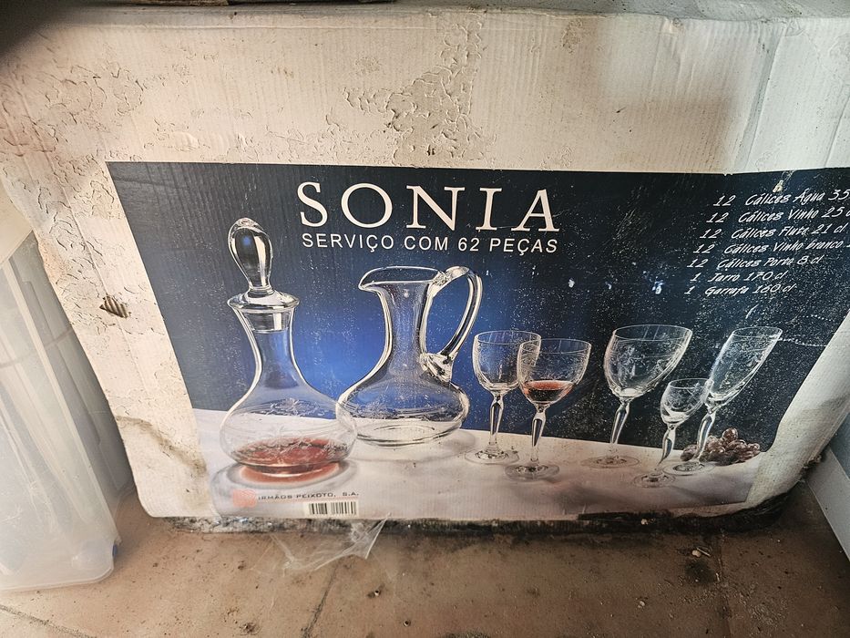 Conjunto completo de copos de cristal- novo