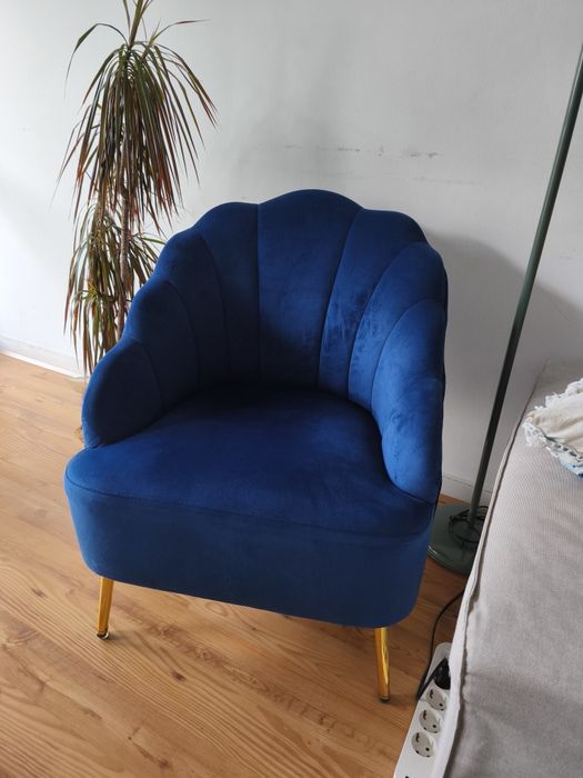 Poltrona de veludo azul