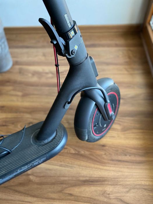 Hulajnoga elektryczna Xiaomi Scooter 4 PRO