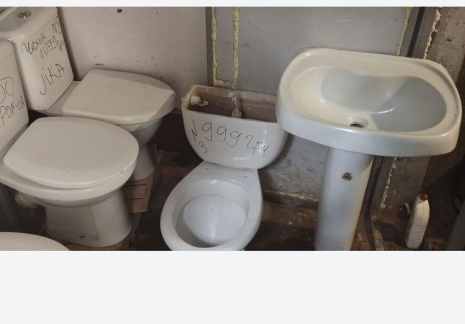 Продам унитазы ,бачки , крышки б/у