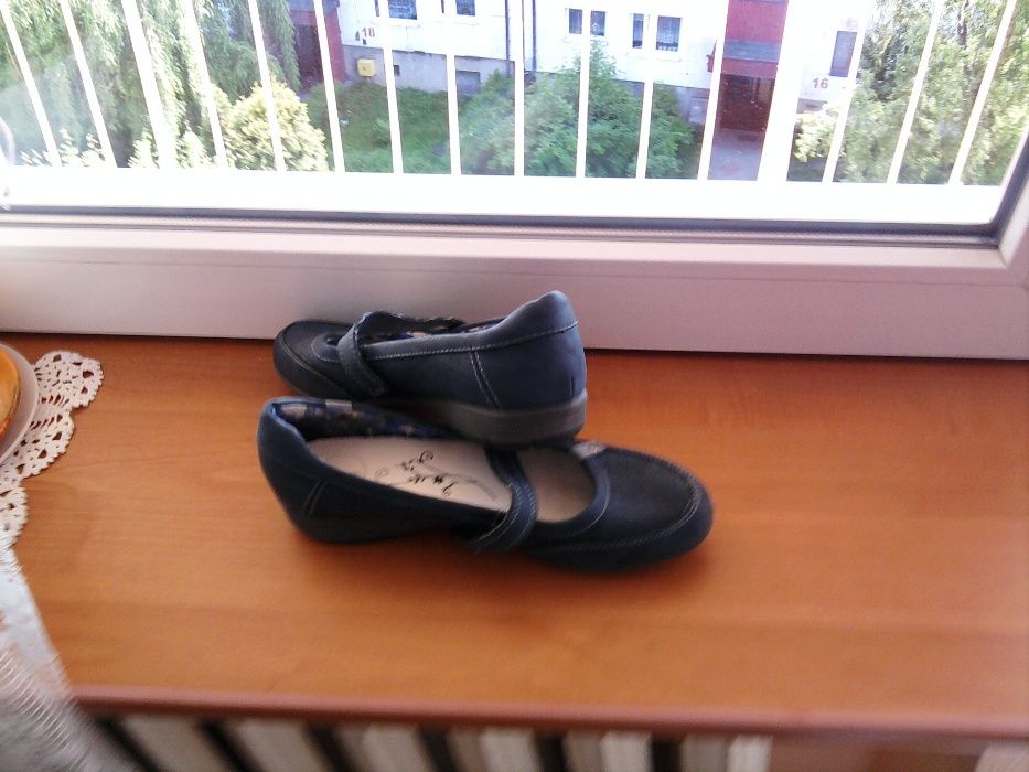 Granatowe balerinki Footflexx z kolekcji bucików - 37 /23,5 cm !!