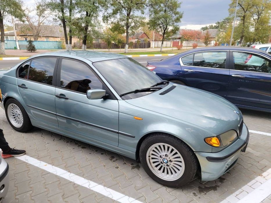 BMW 320i,2002р.  Терміново.Об'єм двигуна 2.2 бензин. 2200₴