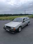 Volvo 700 740 kombi 745 redblock 2.3 cegła