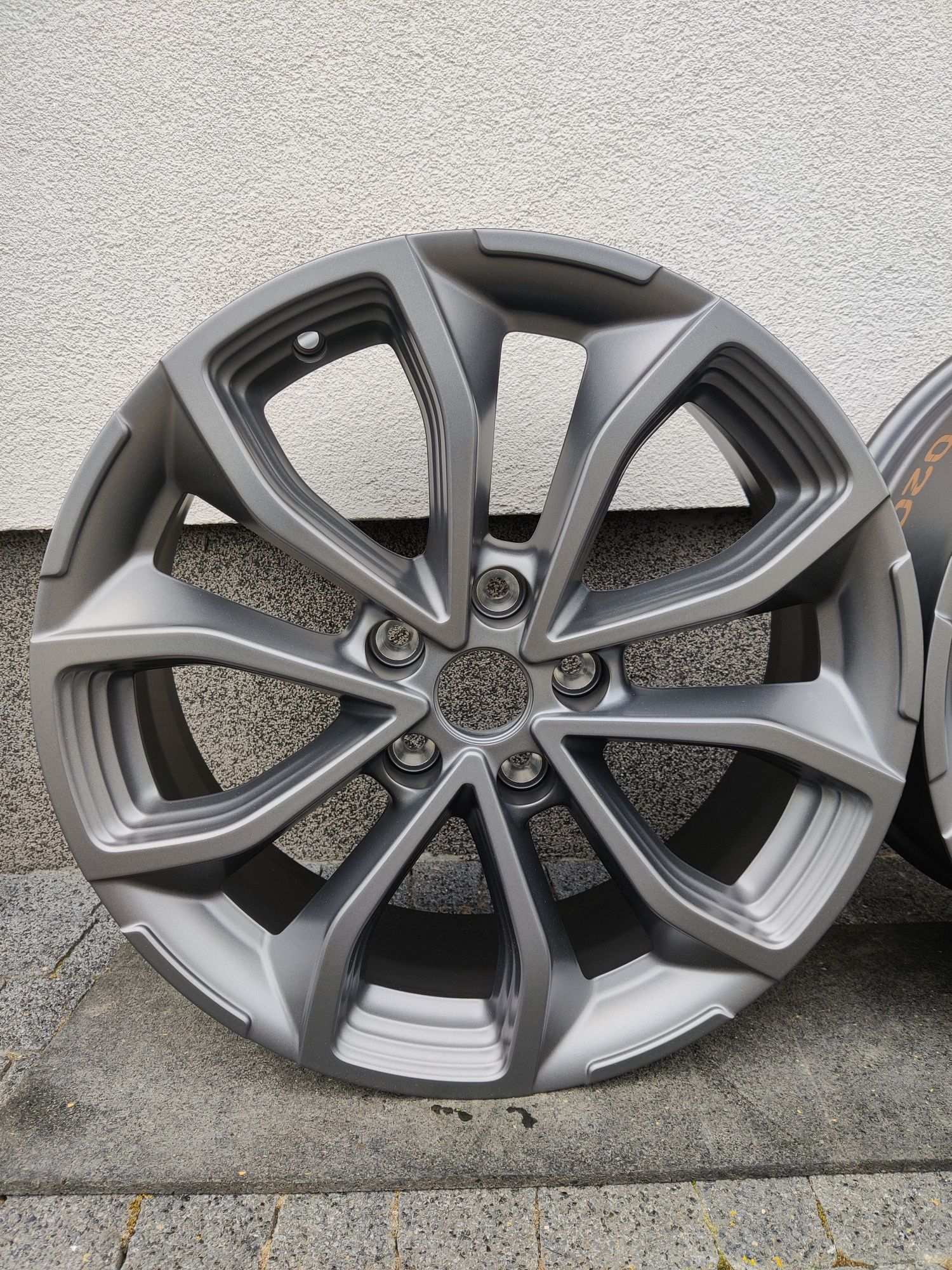 Nowe oryginalne Felgi Renault 18" 5x114,3