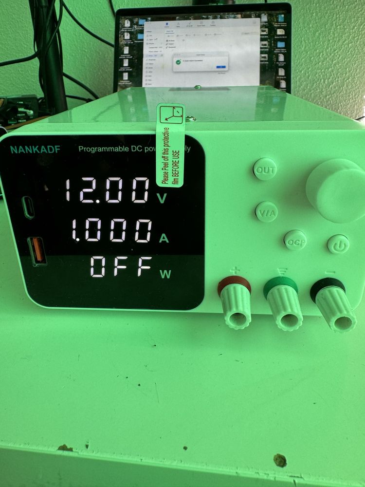 Лабораторний блок живлення HANKADF 30В 10А TP3010