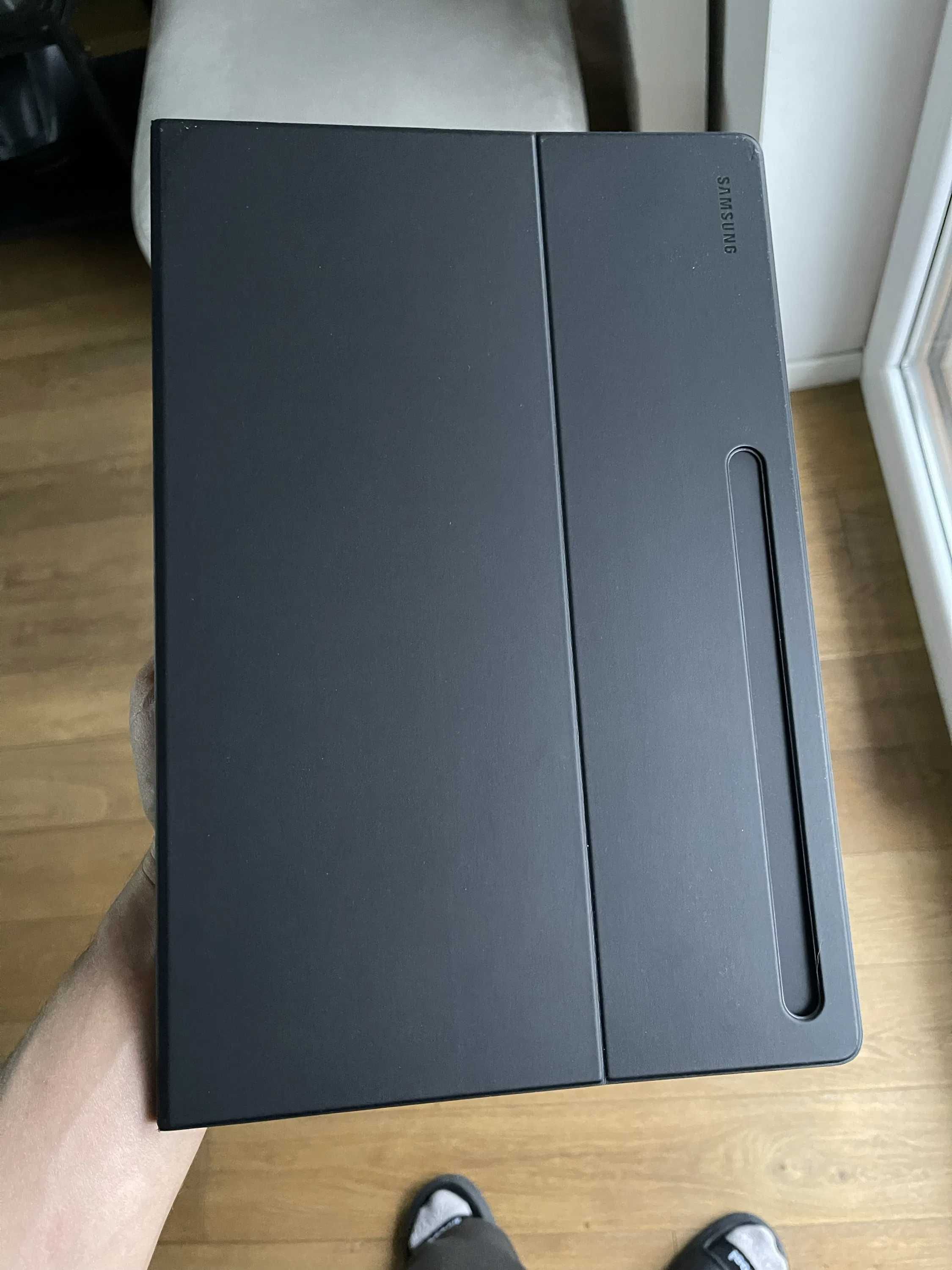 Samsung Tab S8 Ultra Book Cover