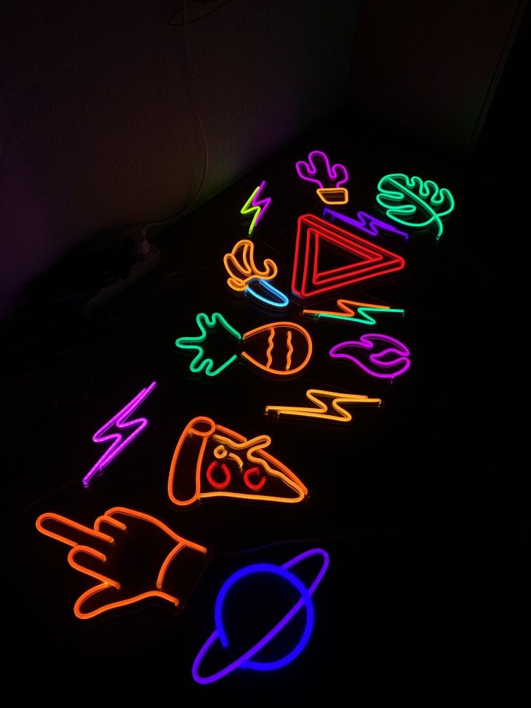 Неоновая вывеска led loft логотип тег подарок на новый год декор неон