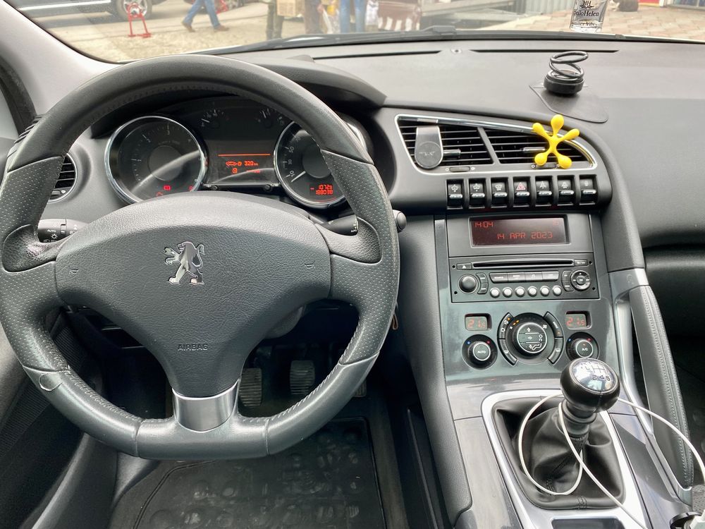 Продам PEUGEOT 3008, 2010 року