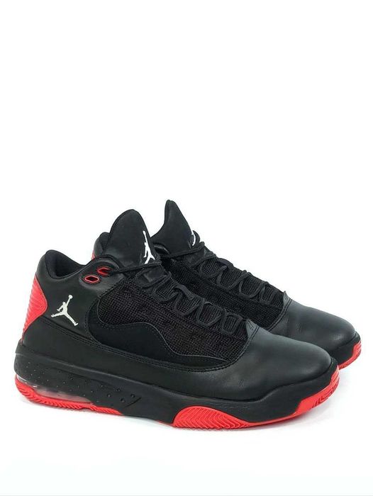 Кожаные кроссовки Nike Air Jordan Max Aura 2 Black/Red Оригинал