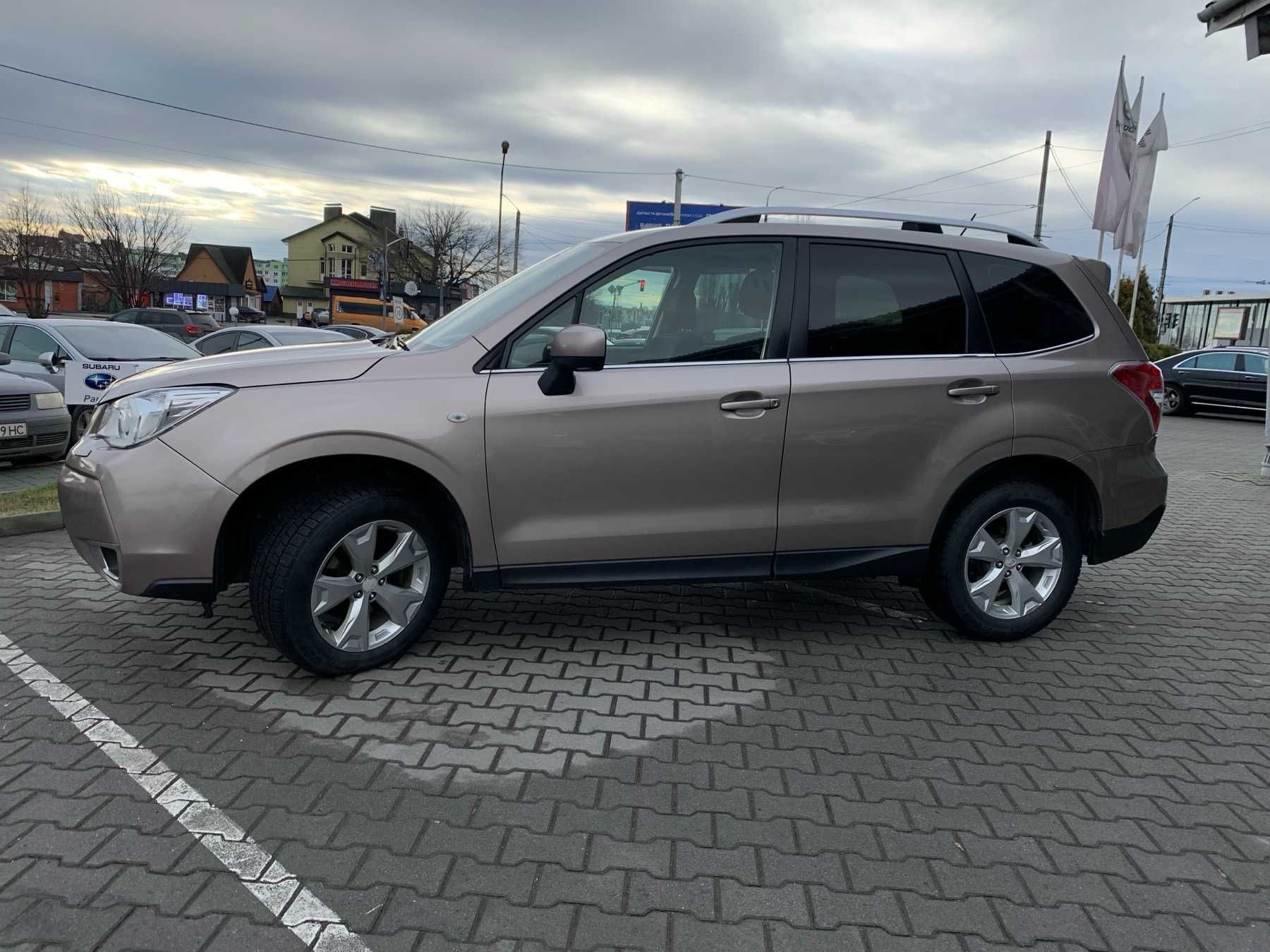 Subaru Forester 2014 Повний привід, Куплена в салоні, сервісна книжка