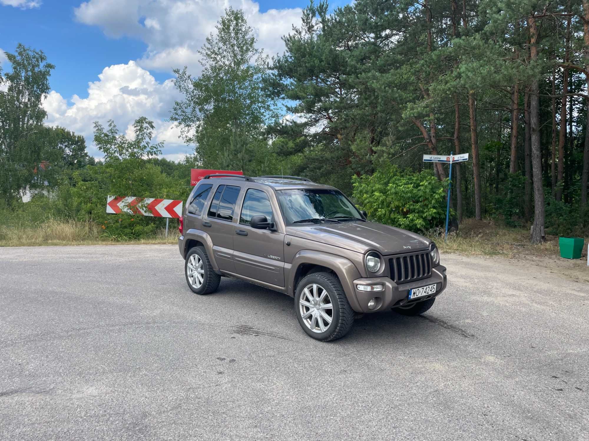 Jeep Libert Limited 3.7 LPG 2002 rok full time
