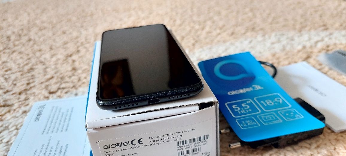 Telefon Alcatel 3L, stan wizualny super! Czasem nie wykrywa karty SIM