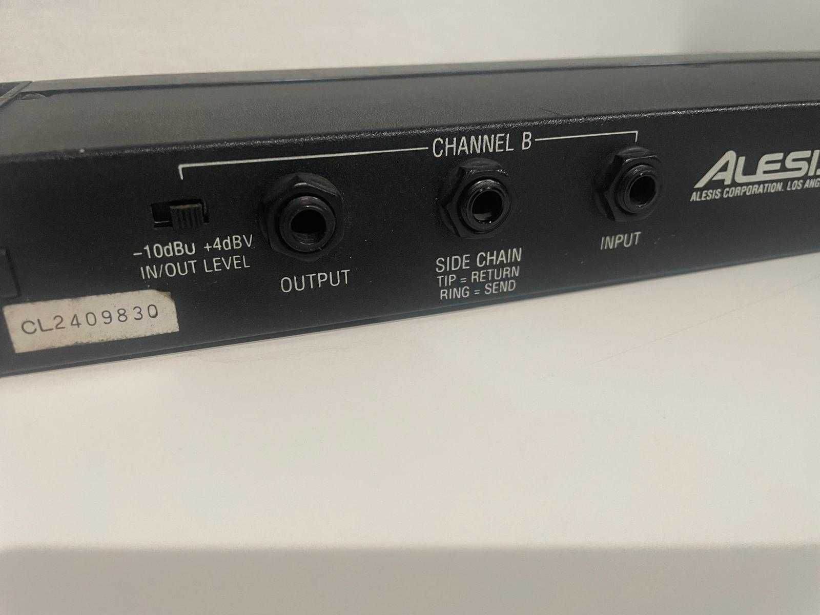 Compressor Alesis 3630 RMS/PEAK dual channel comp. limiter with gate