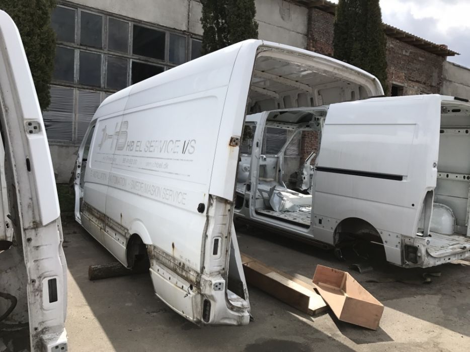 Авторозбока Кузов Reno Master 3 Капот Решітка