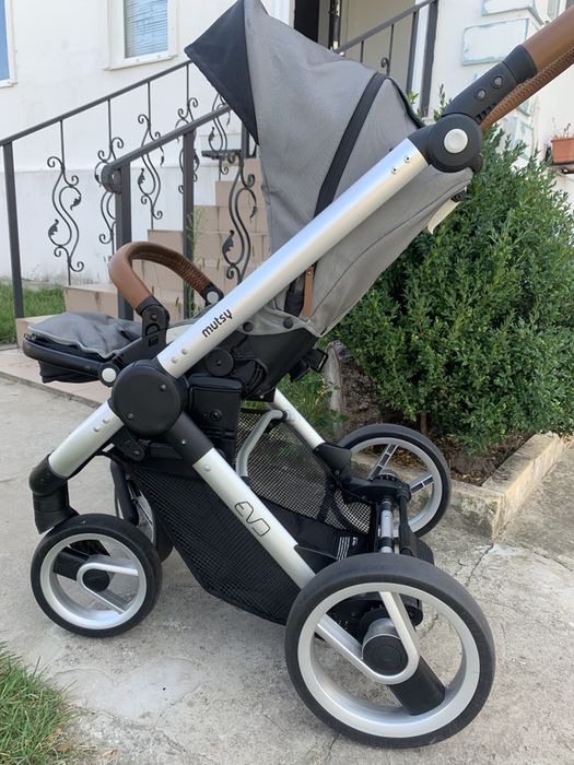 Mutsy EVO Urban Nomad 2в1 універсальна коляска