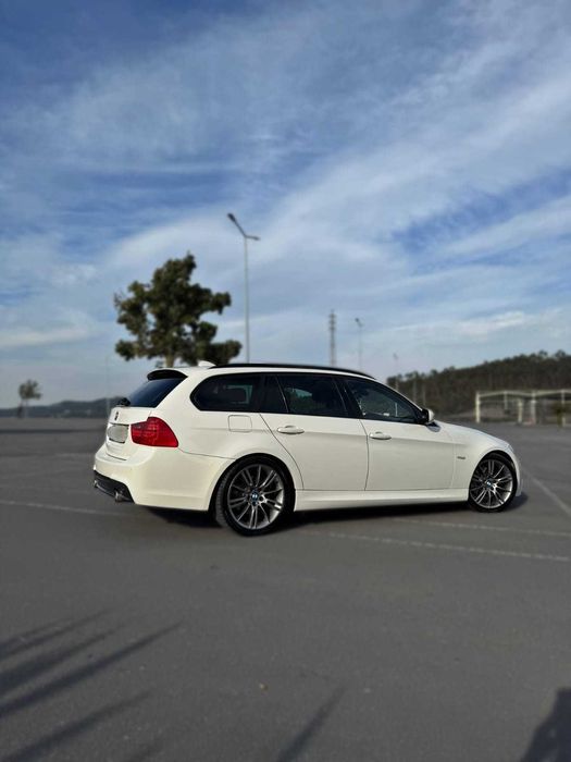 BMW E91 320D Touring Pack M