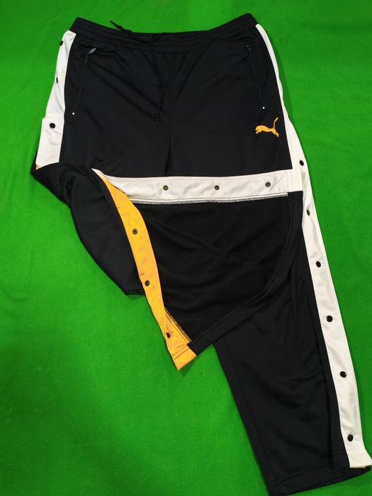 Шатни на закльопках від фірми Puma