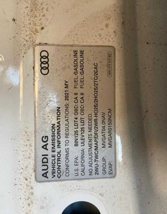 Продам капот оригинальный Ауди