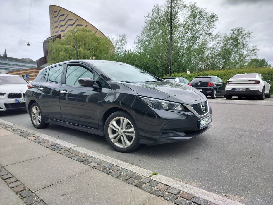 Продаю Nissan Leaf 2 40кВт