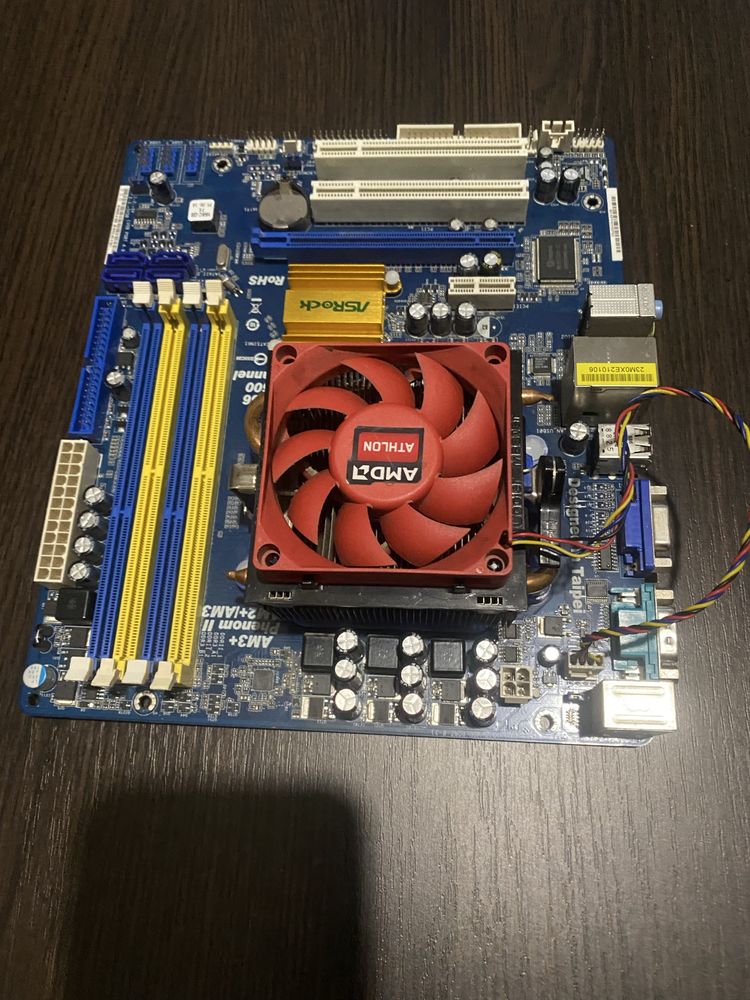 Материнська плата AsRock + AMD Phenom II X4 B55