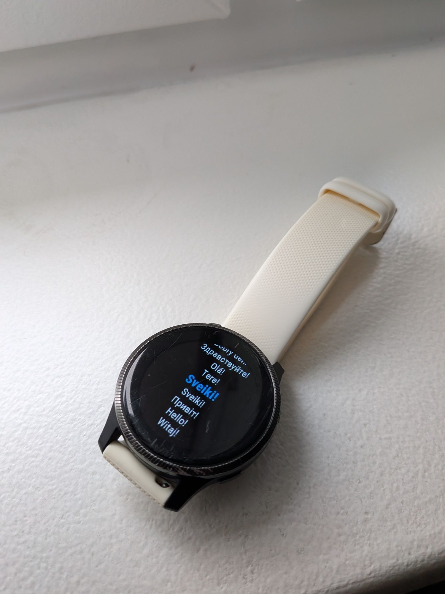 Garmin Venu biały