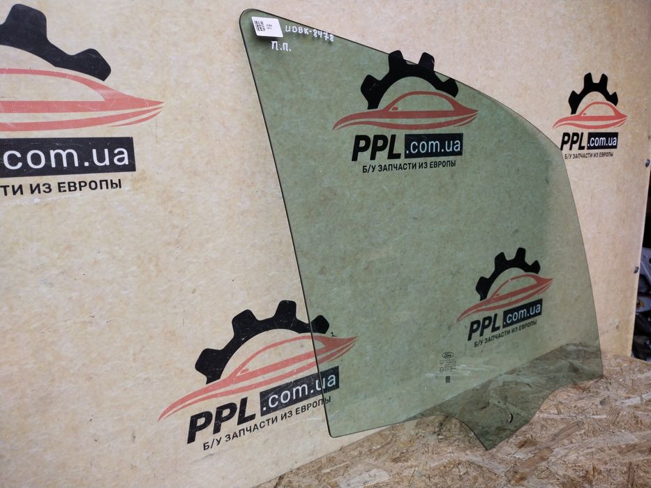 Ford Transit Connect MK2 13-21 Стекло двери переднее правое 2014 год