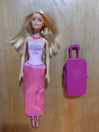 Barbie z walizką