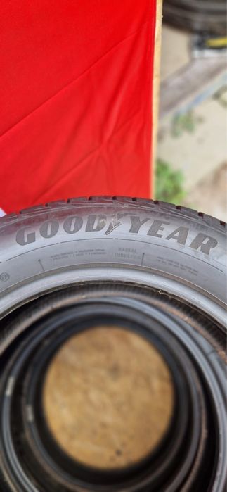 Opony zimowe Goodyear 235/60 R18 6 mm dot 2020 x4 uzywane