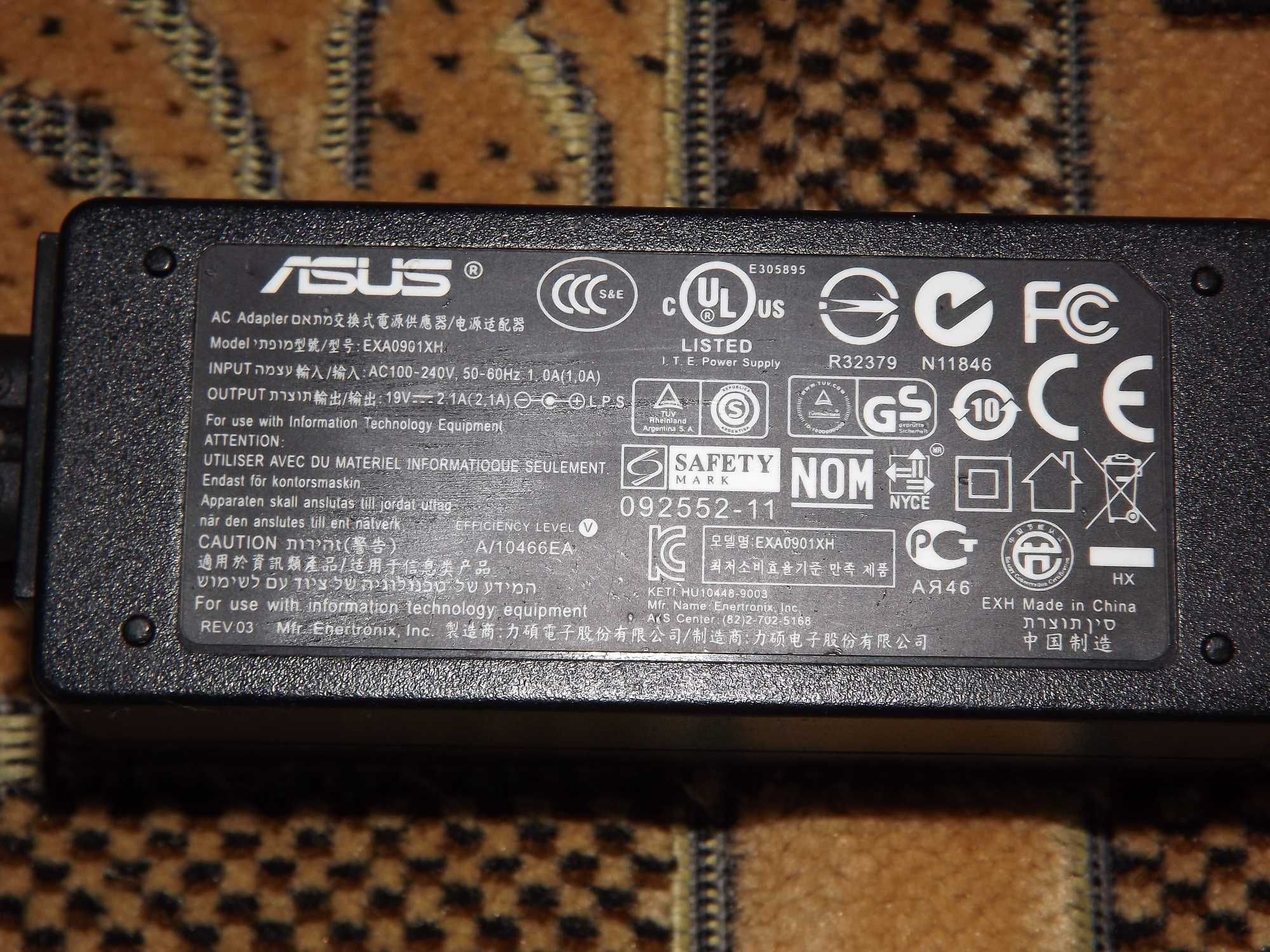 Блок живлення для ноутбука Asus 19v 2.1 а 40w 2mmx7mm.