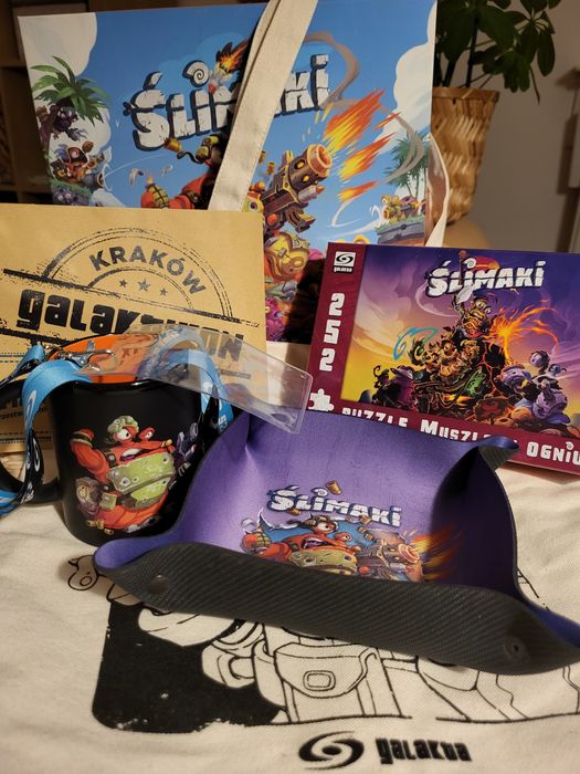 Ślimaki (Snails): gra + karty + gadżety z podpisem autora