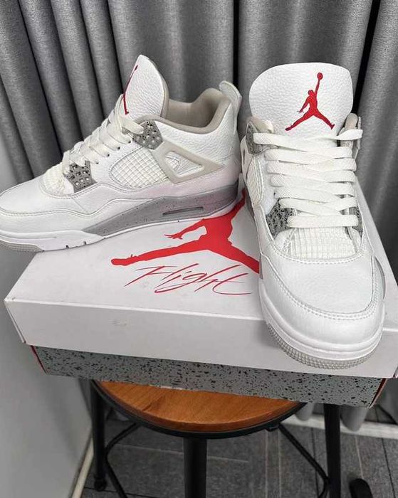 Buty meskie Mokasyny Jordan_4_Retro R.38