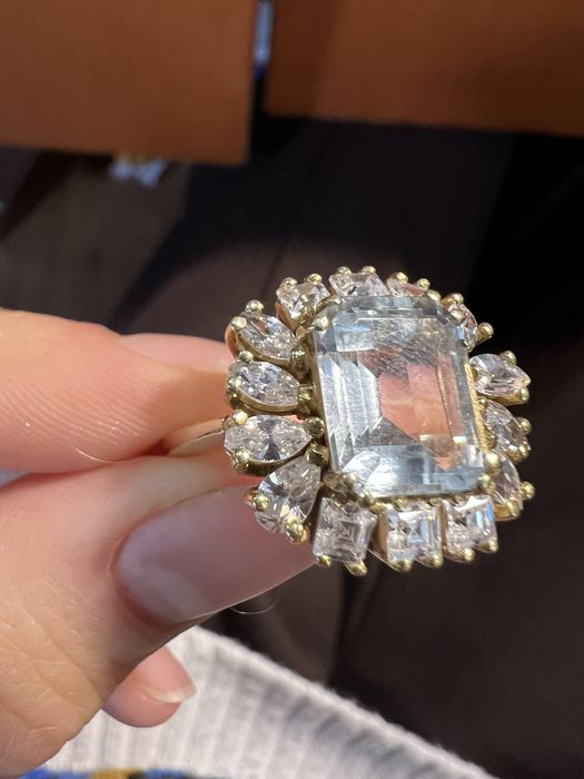 Кольцо с топазом Золото 585